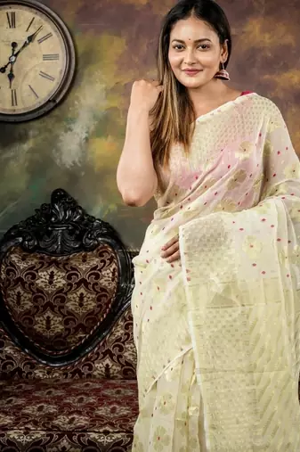 green woven silk blend cotton zari work all seasons sarees