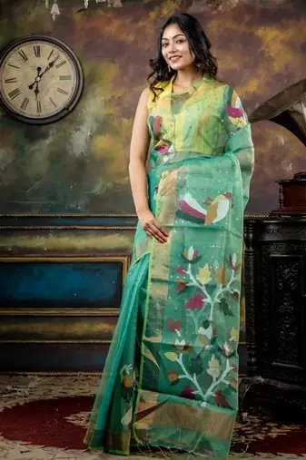 green hand woven silk blend cotton zari work all seasons sarees