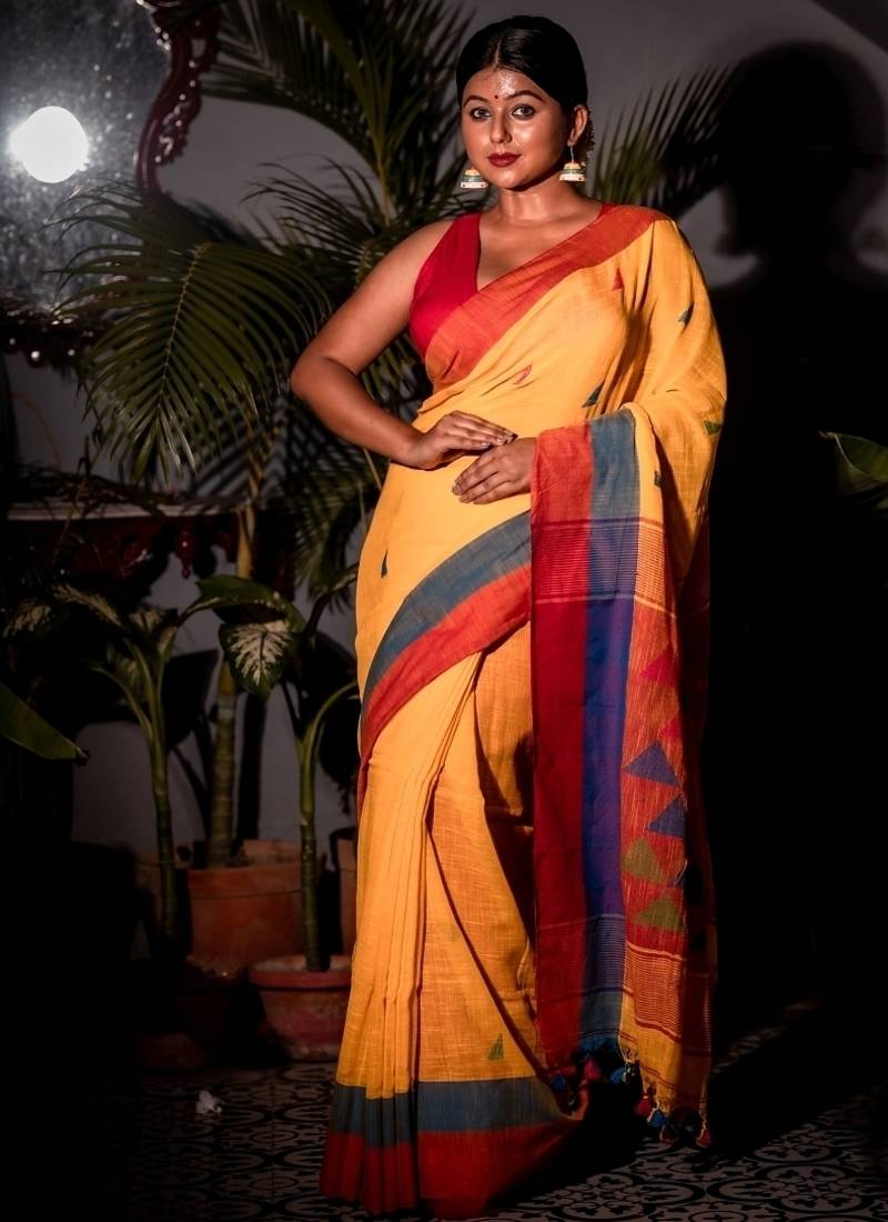yellow hand woven cotton bengal handloom all seasons sarees