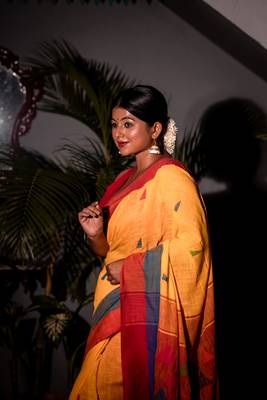 yellow hand woven cotton bengal handloom all seasons sarees 2