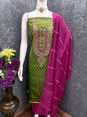 Green shimmer jacquard ethnic Readymade suit 3