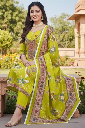 Green chinon ethnic Readymade suit
