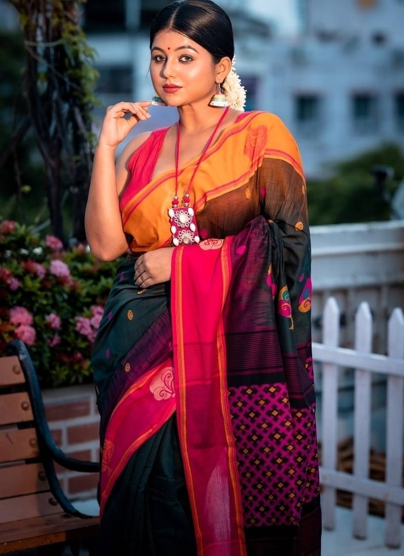 green hand woven cotton bengal handloom all seasons sarees