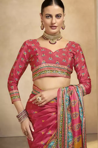 graceful ethnic pink color bollywood style crepe silk blend designer digital foil printed saree