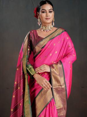 pink graceful art silk blend woven jacquard saree 3