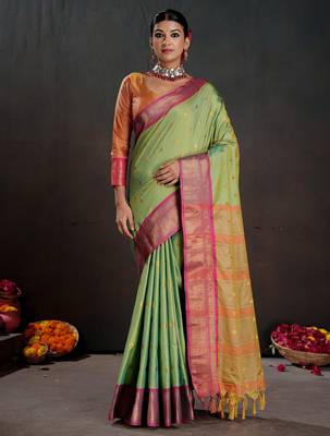 green graceful art silk blend woven jacquard saree 1