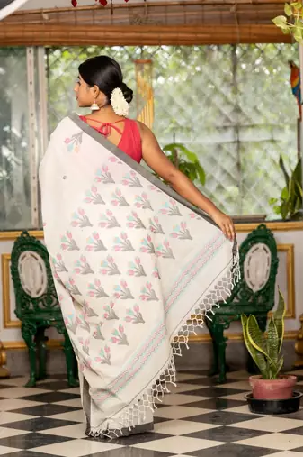 white hand woven cotton bengal handloom all seasons sarees