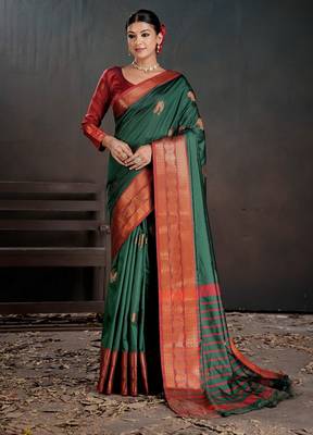 green woven jacquard art silk blend saree 1