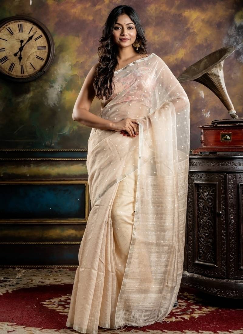 white hand woven silk blend cotton zari work all seasons sarees