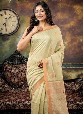 green hand woven matka silk blend zari work all seasons sarees 2