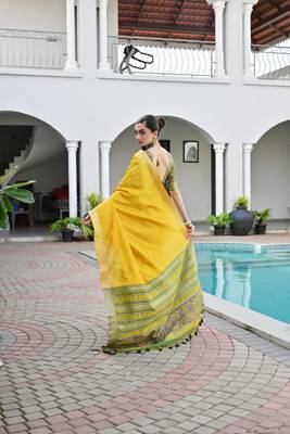 mustard khadi raw silk blend blend woven meena rich pallu border saree 2