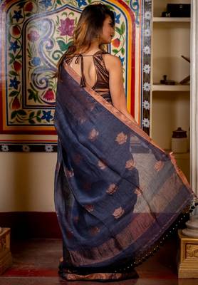 grey hand woven linen zari work all seasons sarees 4