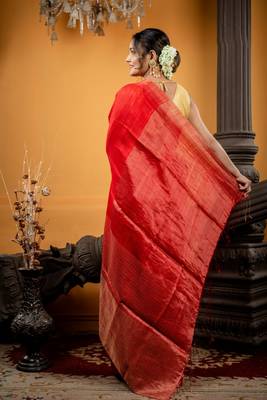 red hand woven matka silk blend zari work all seasons sarees 4