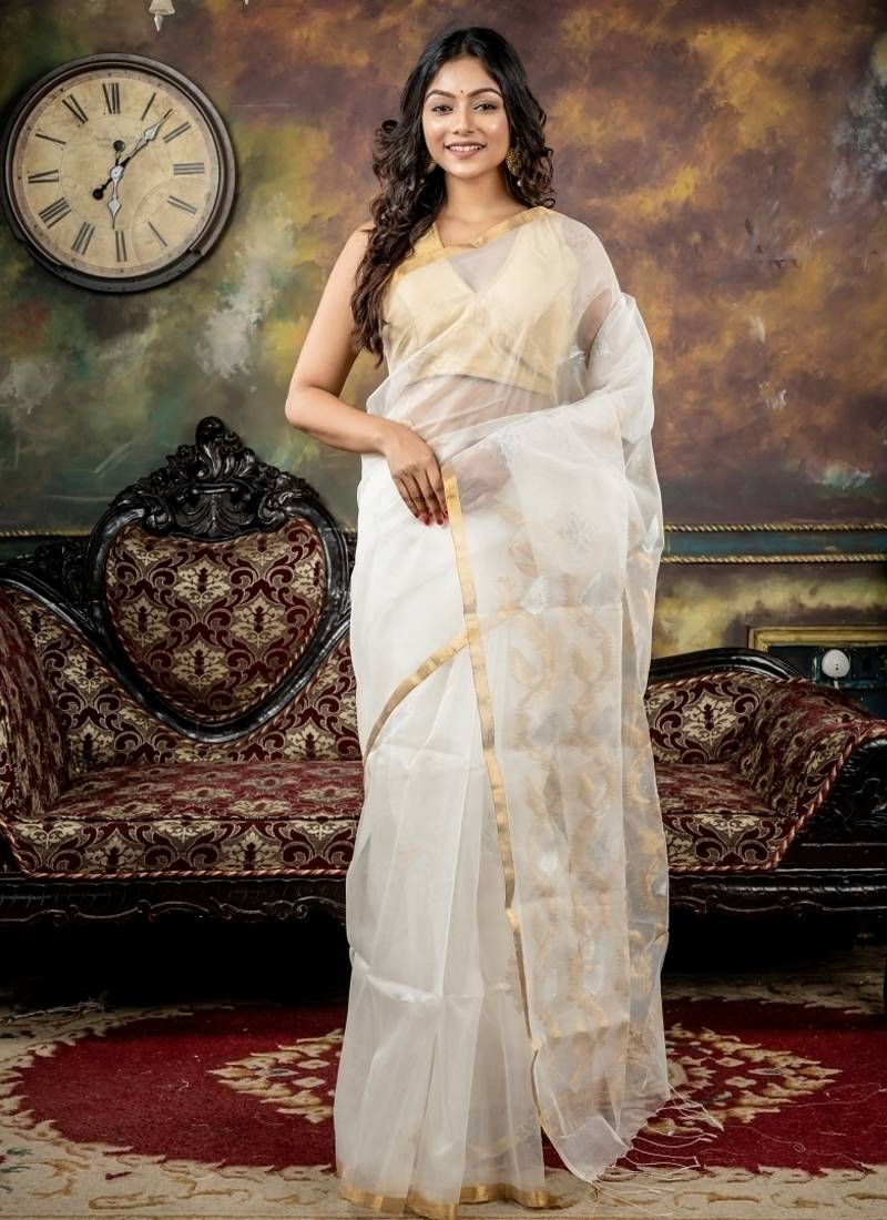 white hand woven silk blend cotton zari work all seasons sarees