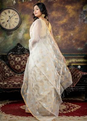 white hand woven silk blend cotton zari work all seasons sarees 4