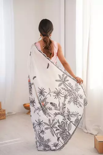 white chinon digital print smart ethnic saree