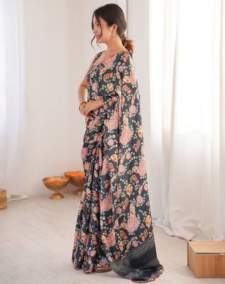 grey chinon digital print smart ethnic saree 4