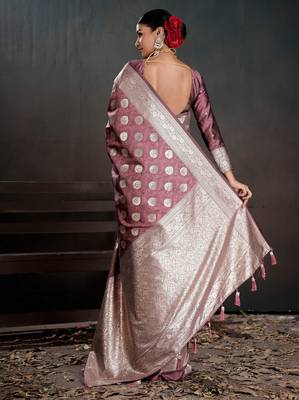 pink silk blend woven jacquard partywear saree 2