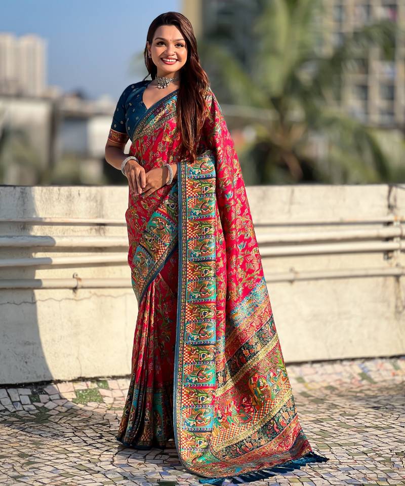 pink color elegant viscose silk blend fabric rich sophisticated saree