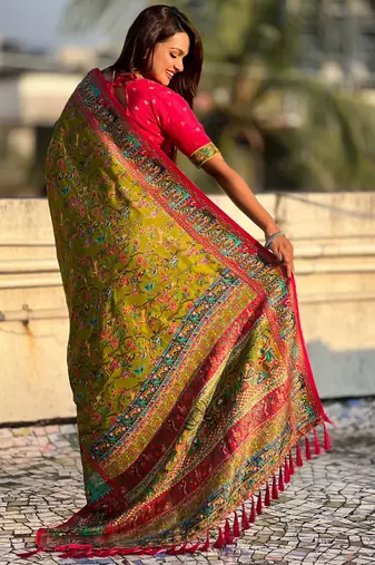 mahendi elegant viscose silk blend rich sophisticated saree