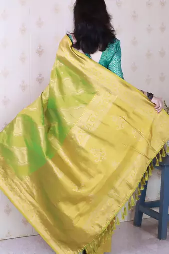 mahendi soft silk blend woven zari ethnic partywear saree