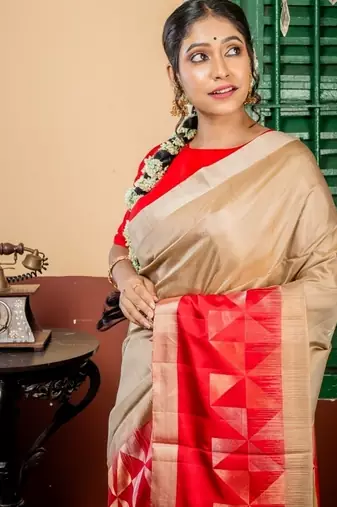 beige hand woven silk blend zari work all seasons sarees