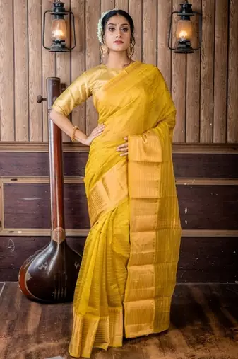 green hand woven cotton zari work all seasons sarees