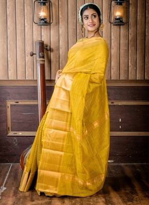 green hand woven cotton zari work all seasons sarees 3