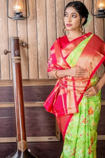 green hand woven silk blend zari work all seasons sarees