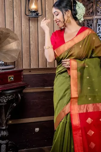 green hand woven silk blend cotton zari work all seasons sarees