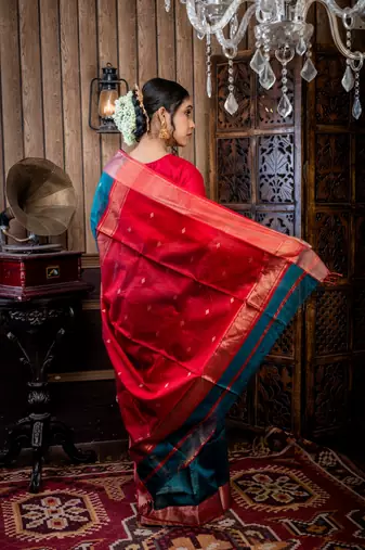 green hand woven silk blend cotton zari work all seasons sarees
