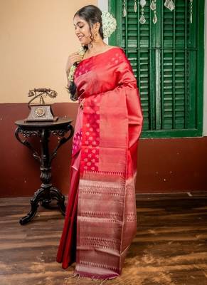 maroon hand woven silk blend zari work all seasons sarees 3