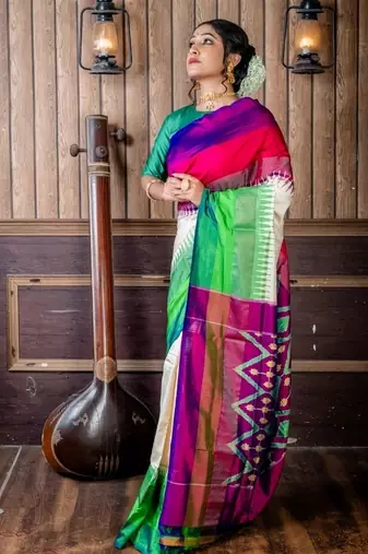 off white hand woven silk blend zari work all seasons sarees