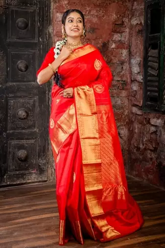 red hand woven silk blend zari work all seasons sarees