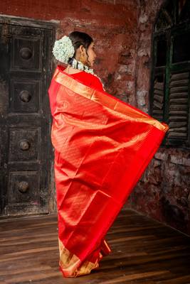 red hand woven silk blend zari work all seasons sarees 4