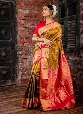 brown hand woven silk blend zari work all seasons sarees 3