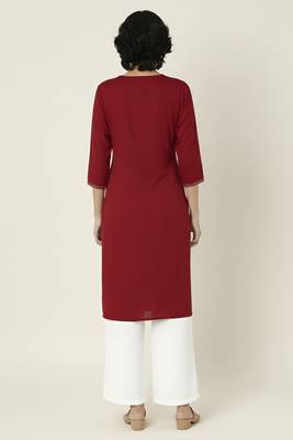 Red embroidered rayon kurta palazzo 2