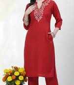 Red embroidered rayon kurta Pant