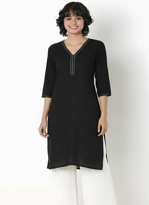 Black embroidered rayon kurta palazzo 1
