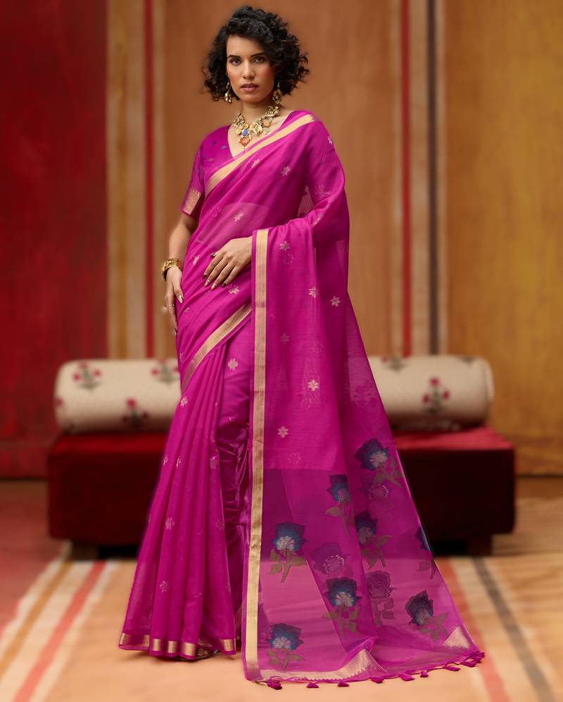 pink munga cotton handloom saree with organza woven pallu     party & uniform wear