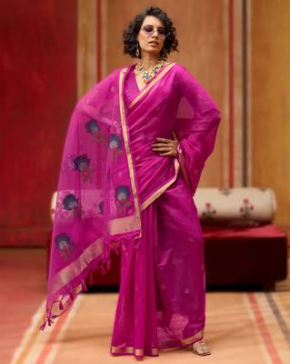 pink munga cotton saree with organza woven pallu  party & uniform wear 2