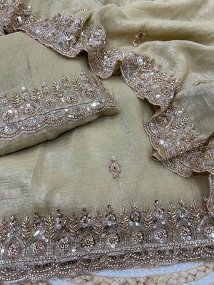 Off white Color Katdana & Sequins Work Crunchy Silk Blend Saree 3
