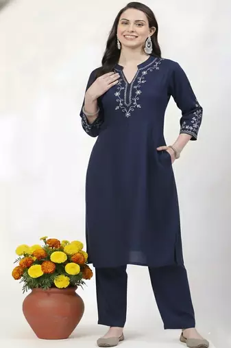 Navy embroidered rayon kurta Pant