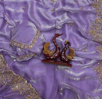 Lavender Color Beads And  Sequence Embroidery Work Space Silk Blend Saree 4