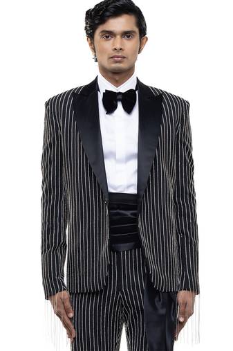 Black embroidered woolen blends tuxedo set