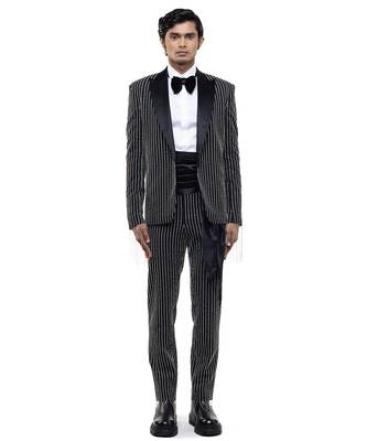 Black embroidered woolen blends tuxedo set 2