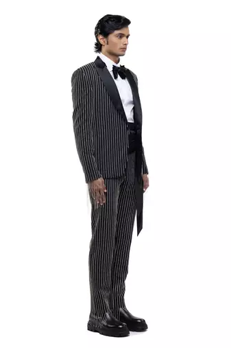 Black embroidered woolen blends tuxedo set