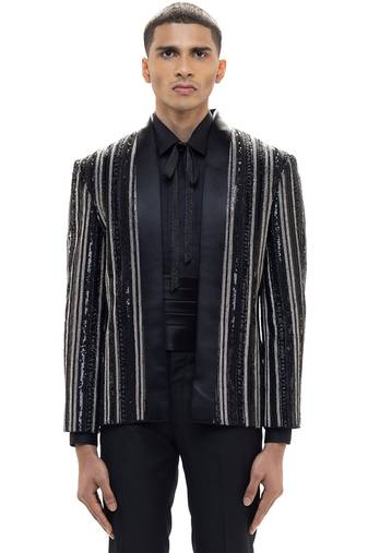Black embroidered woolen blends tuxedo set