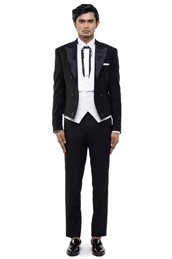 Black woolen blends tuxedo set