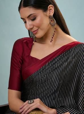 Black printed satin saree with blouse piece 5